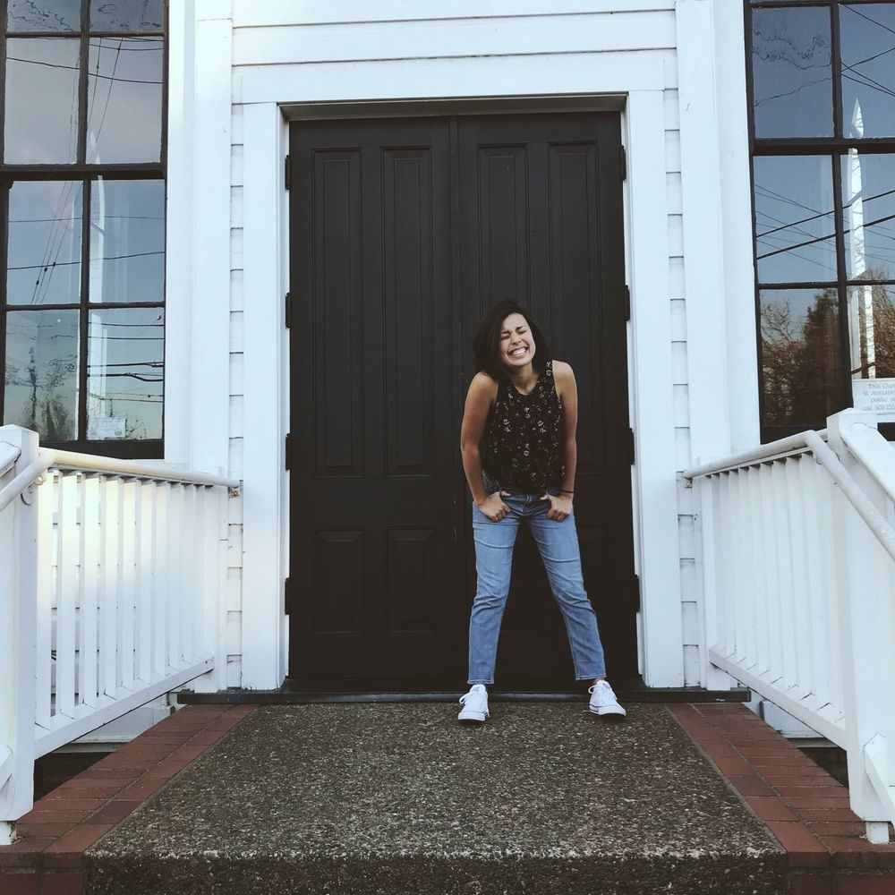 Meet your Posher, Elise